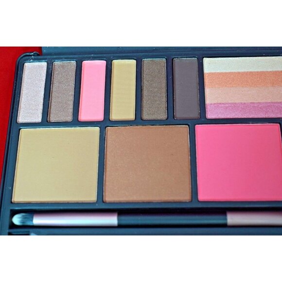 Profusion No Filter Needed Selfie Makeup Kit Black Case New - Picture 4 of 6